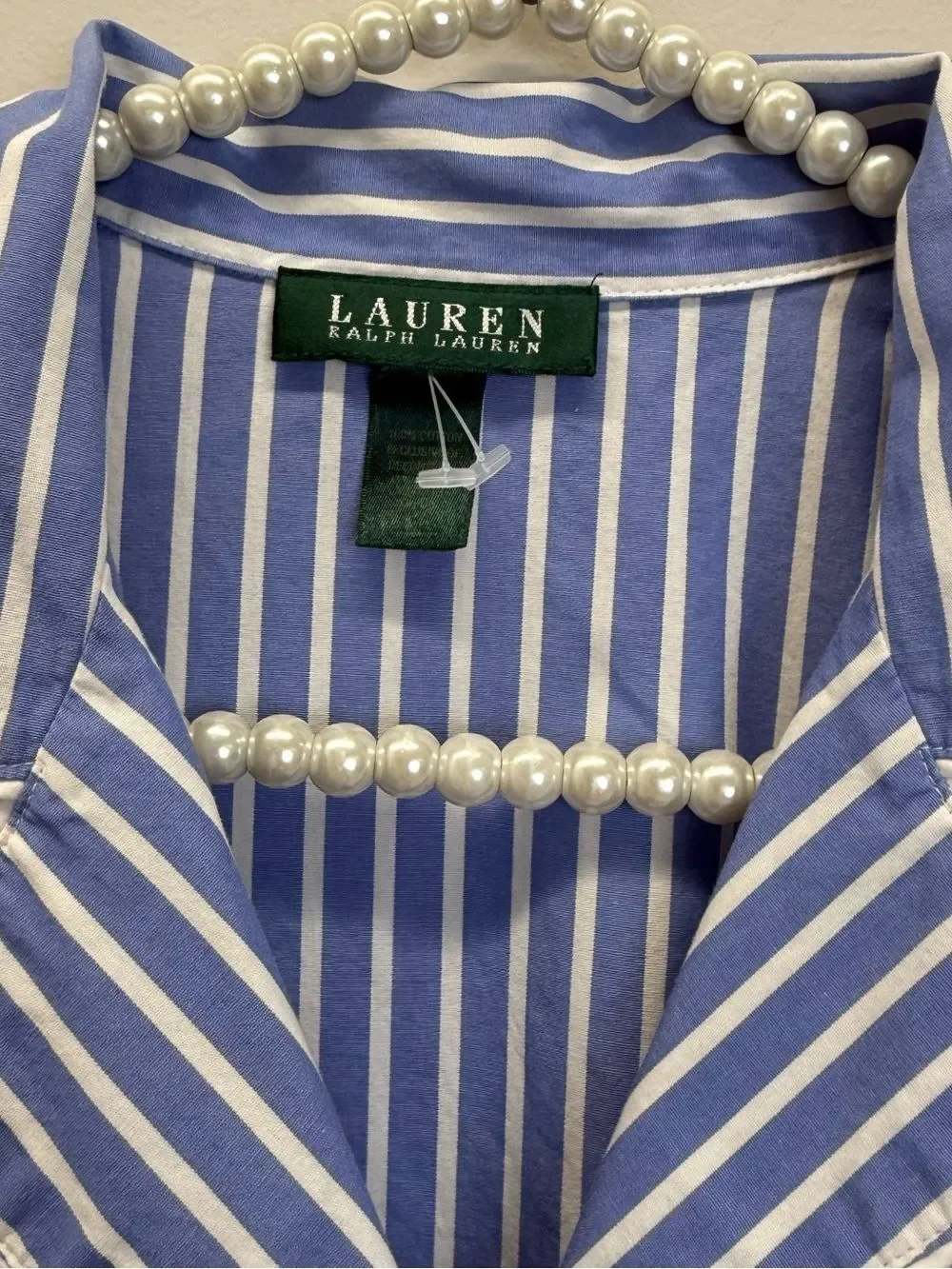 Ralph Lauren Blue & White Striped Button-Down Shirt 💚